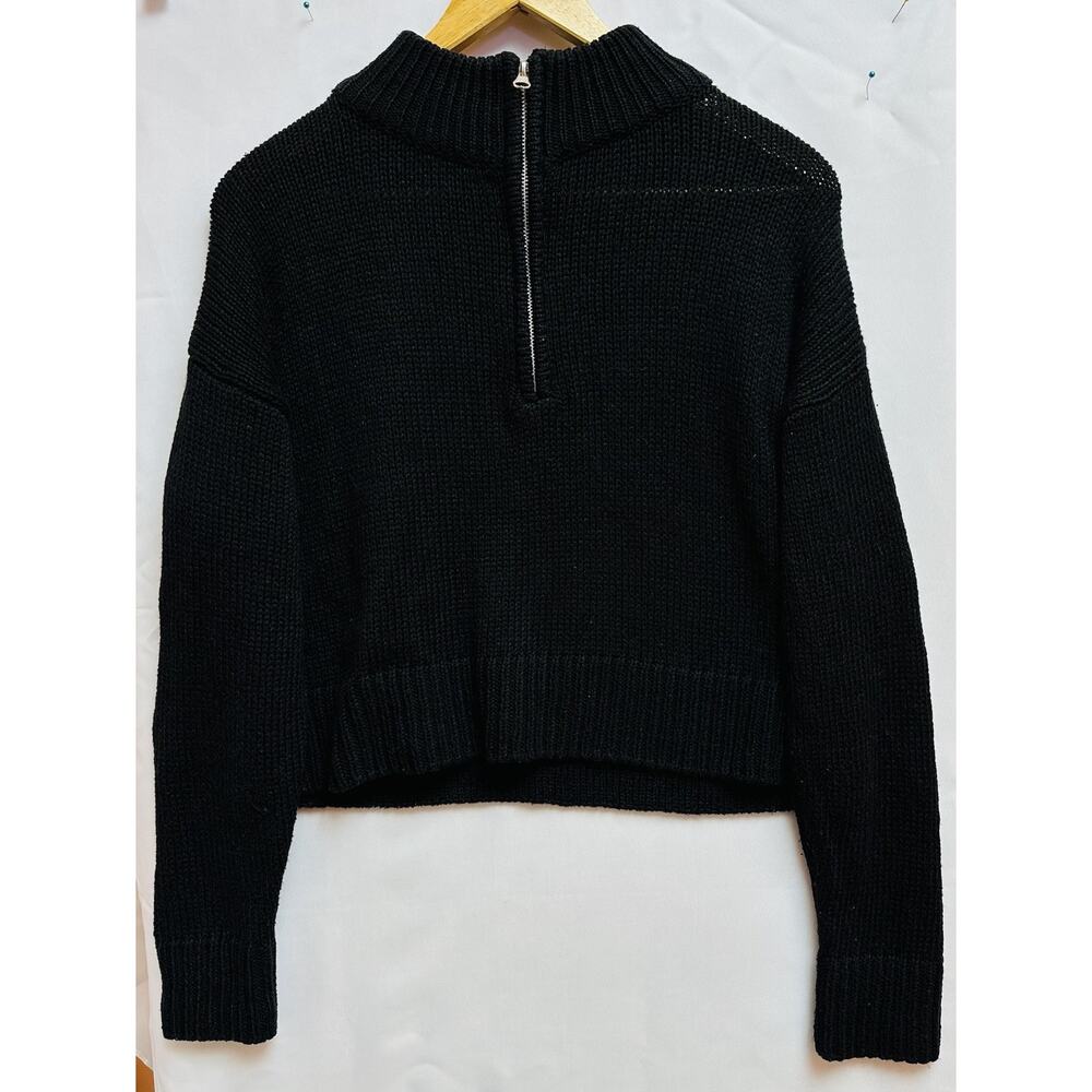 Cupcake Sweater Women’s Medium Black Ribbed Knit Cropped Quarter Zip Pullover